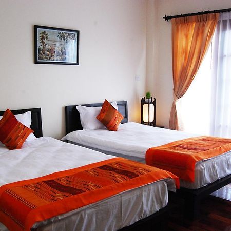 Vayakorn Inn Vientiane Extérieur photo