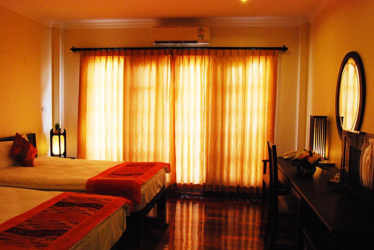 Vayakorn Inn Vientiane Extérieur photo