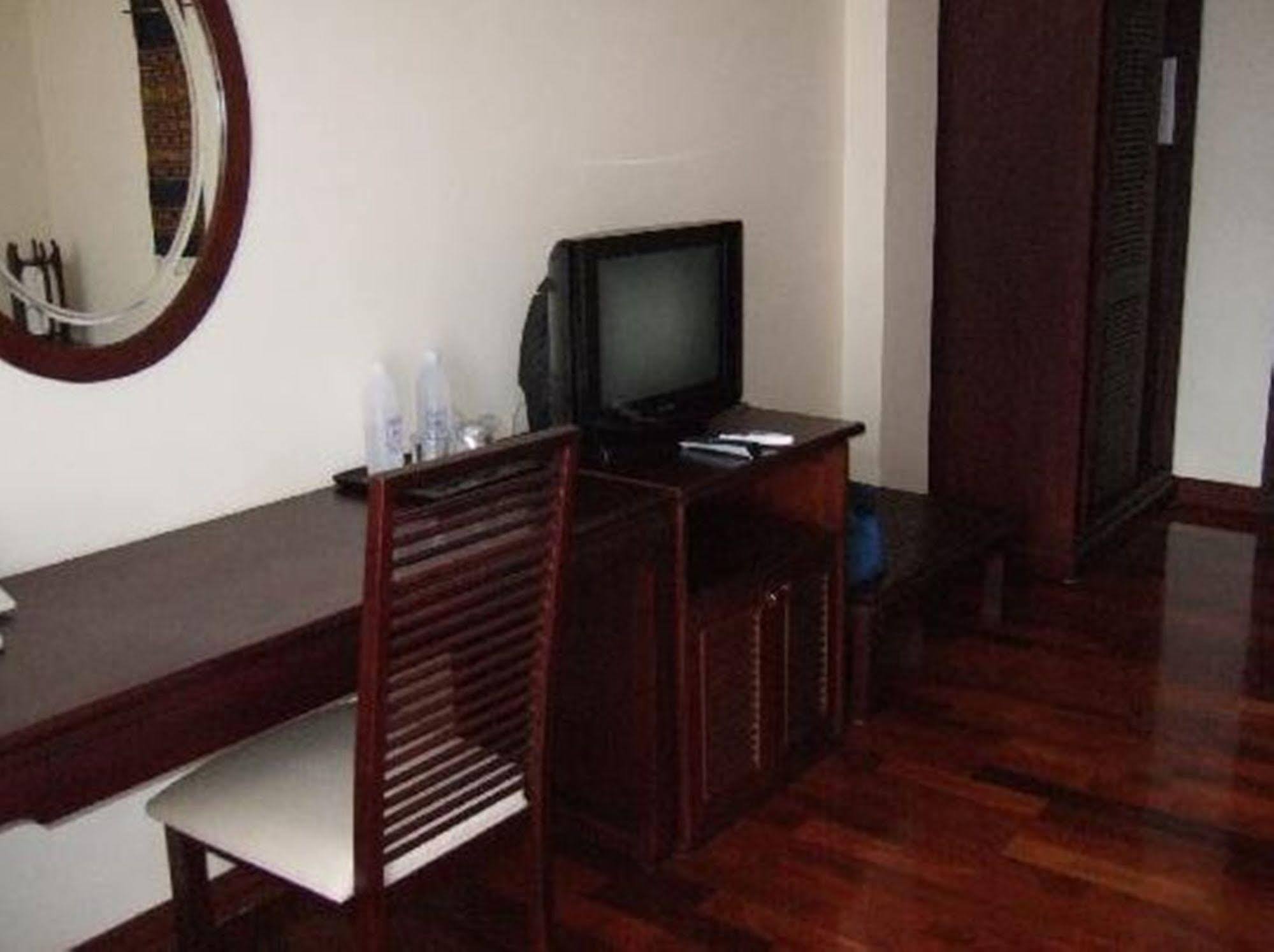 Vayakorn Inn Vientiane Extérieur photo