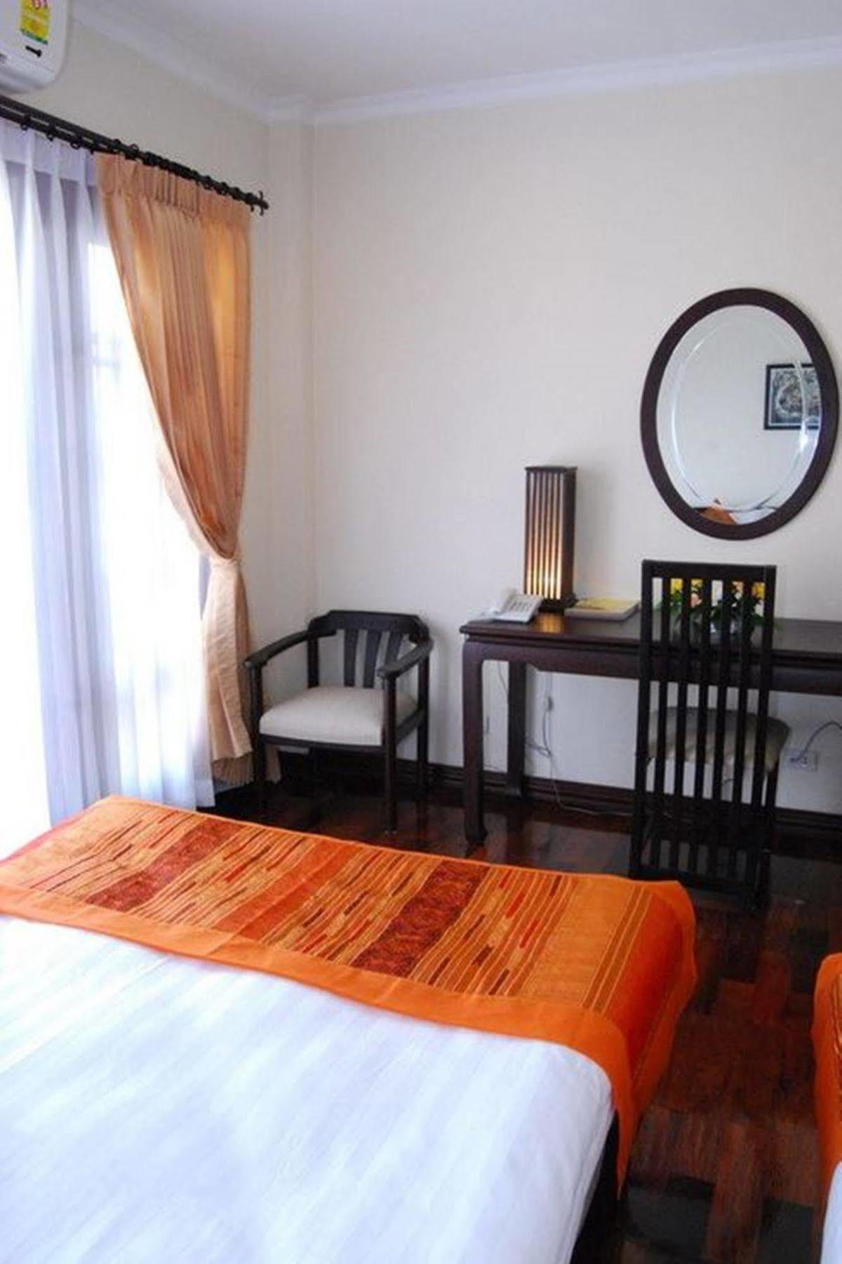 Vayakorn Inn Vientiane Extérieur photo