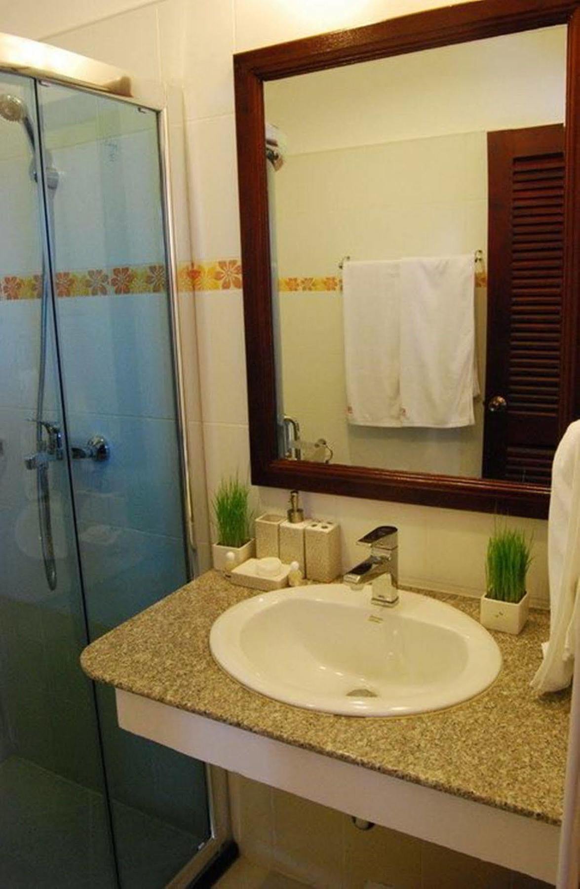 Vayakorn Inn Vientiane Extérieur photo